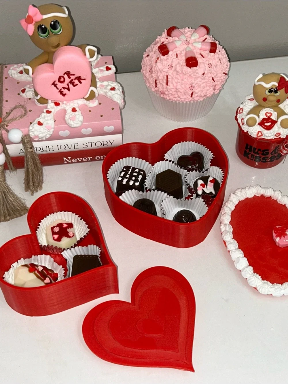 Heart-Shaped Red & Pink Set - Handmade Cute Valentine Decor
